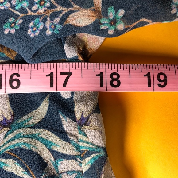 🟠 ERI+ALI 🟠 (Anthro) long sleeve blouse - Picture 10 of 10